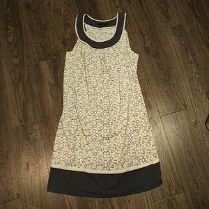 EUC BCBGMaxAzaria Dress with Pockets